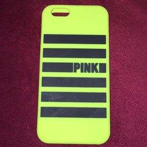 PINK Victoria's Secret Accessories - VS Pink iPhone 6/6s Silicon Cell Phone Case PINK Victoria's Secret Accessories - VS Pink iPhone 6/6s Silicon Cell Phone Case